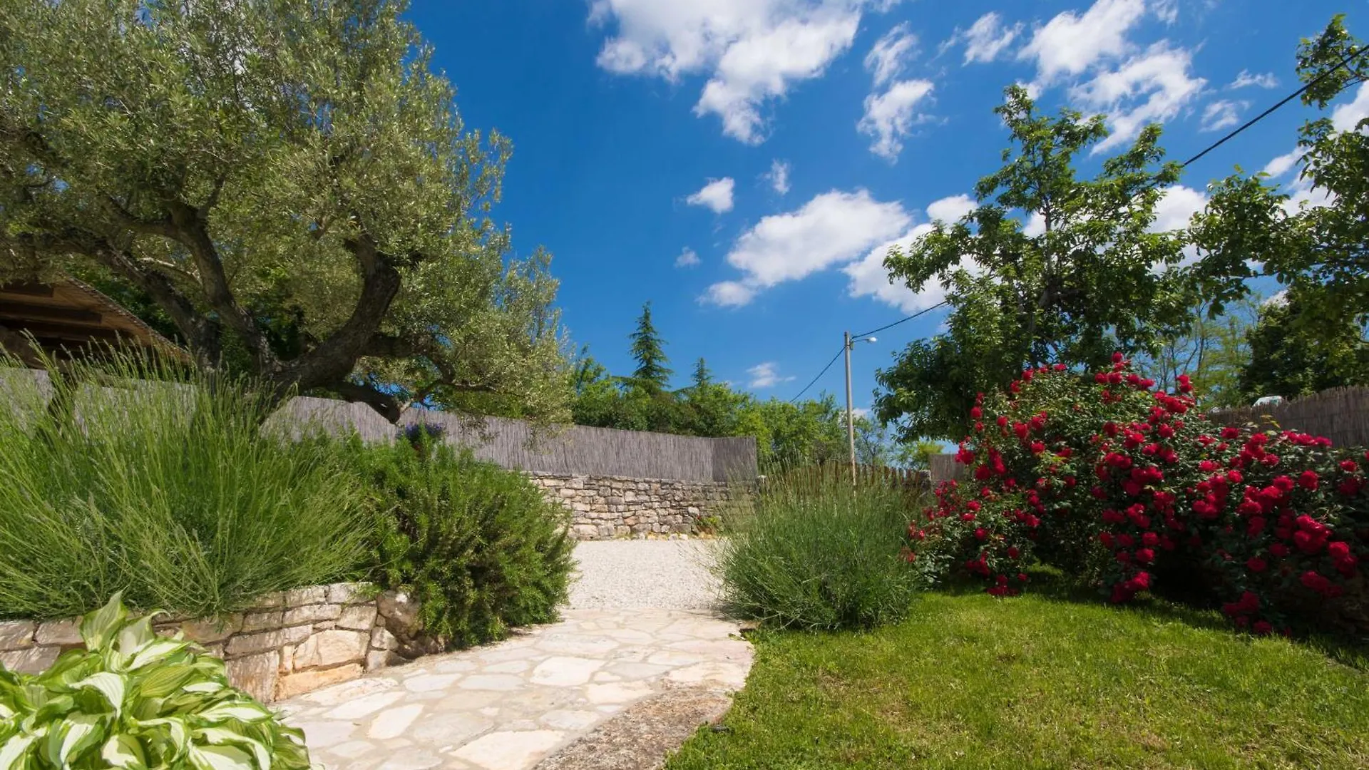 Villa Irena, A Romantic Villa Nestled In The Heart Of Istria Pulici